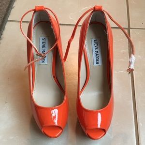 Peep toe platform heels